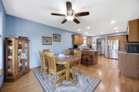 87 Pheasant Avenue Atkins IA 52206