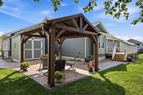 87 Pheasant Avenue Atkins IA 52206