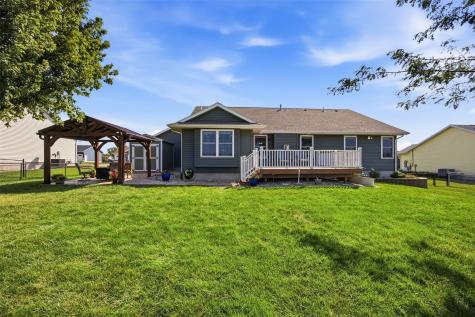 87 Pheasant Avenue Atkins IA 52206