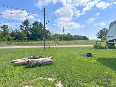 1797 Maple Way Coggon IA 52218