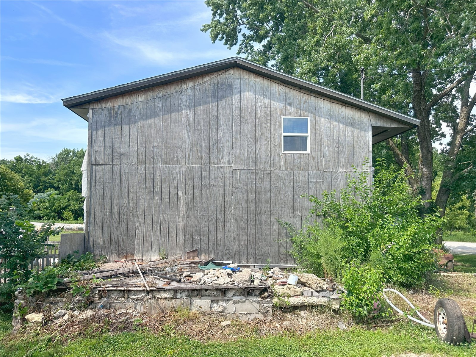 1797 Maple Way Coggon IA 52218