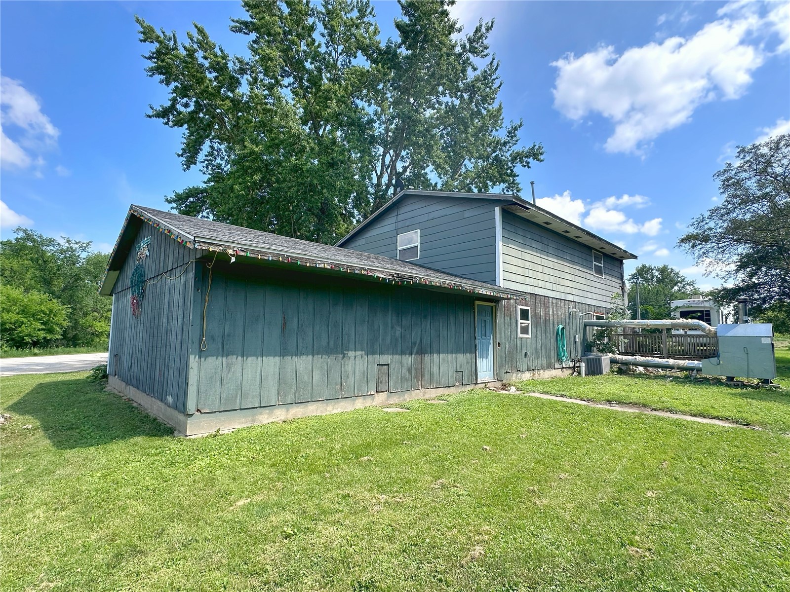 1797 Maple Way Coggon IA 52218