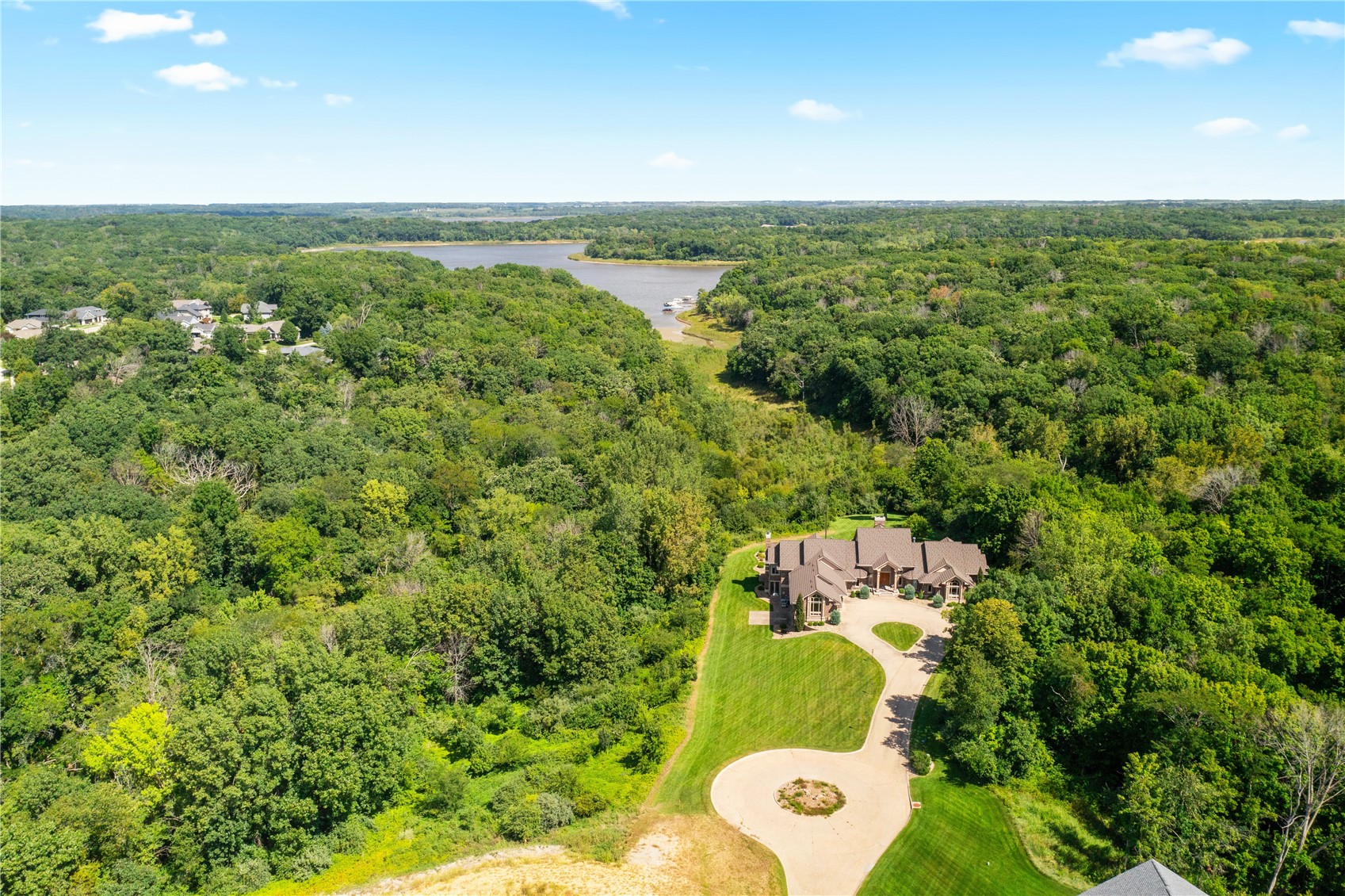 2310 NE Lakeridge Place North Liberty IA 52317