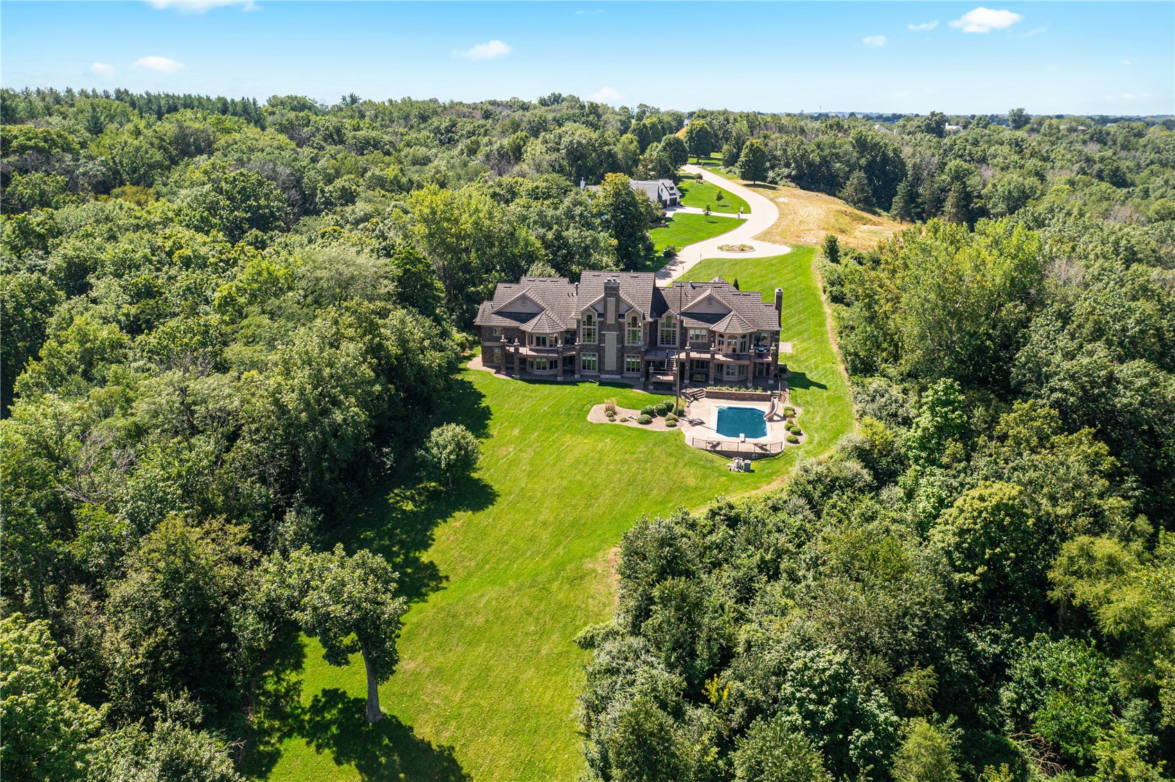 2310 NE Lakeridge Place North Liberty IA 52317