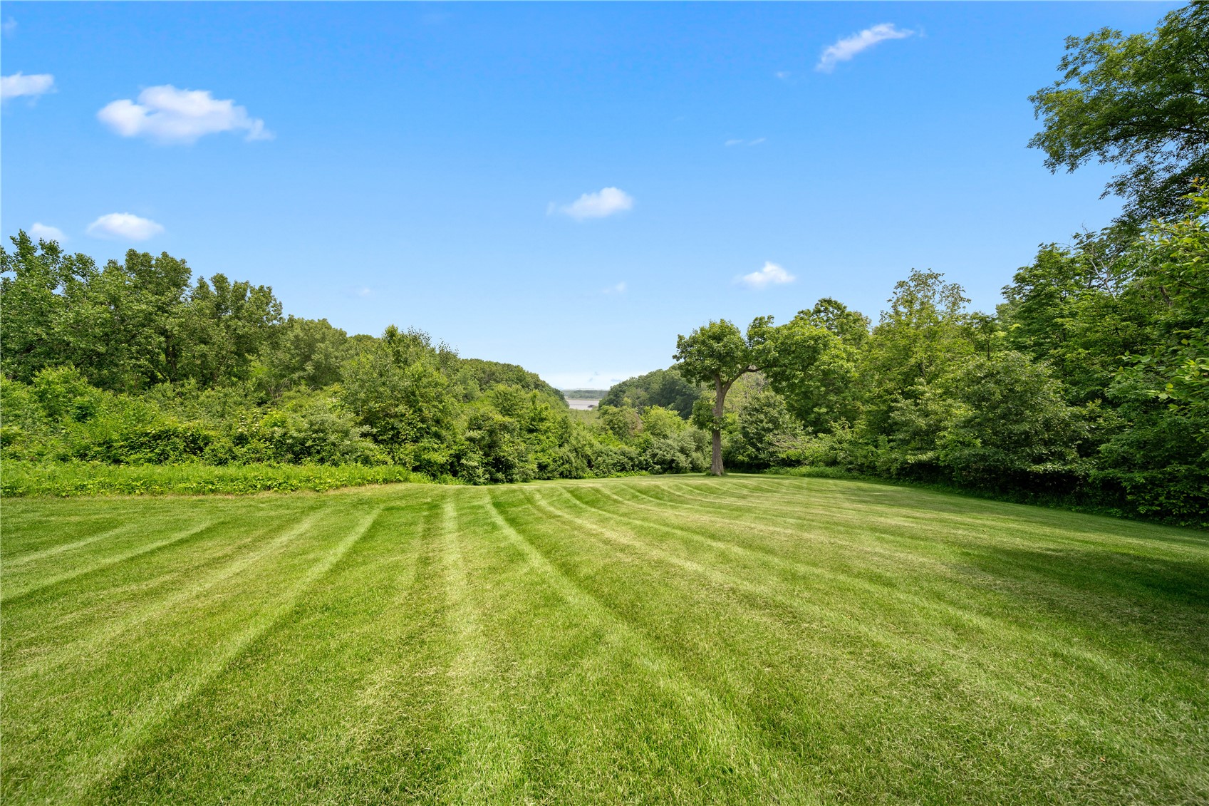 2310 NE Lakeridge Place North Liberty IA 52317