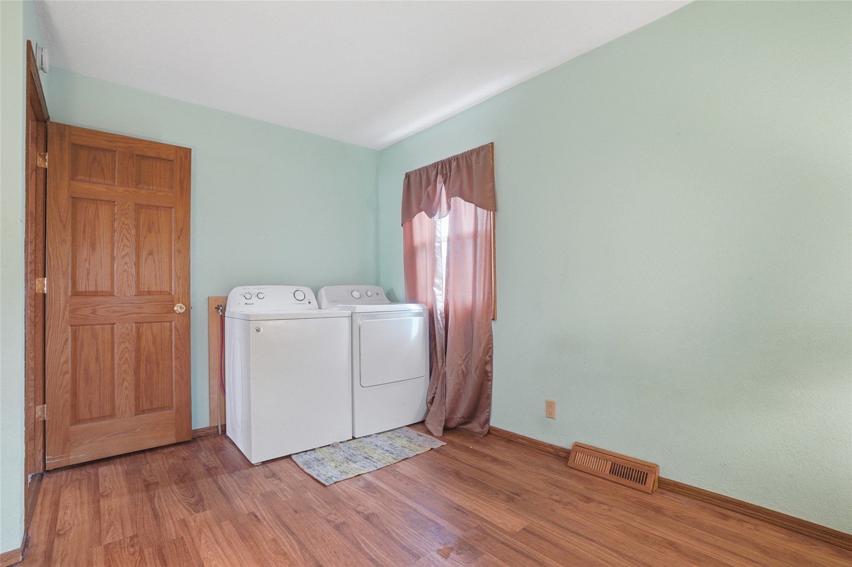 235 Wiley Boulevard NW Cedar Rapids IA 52405