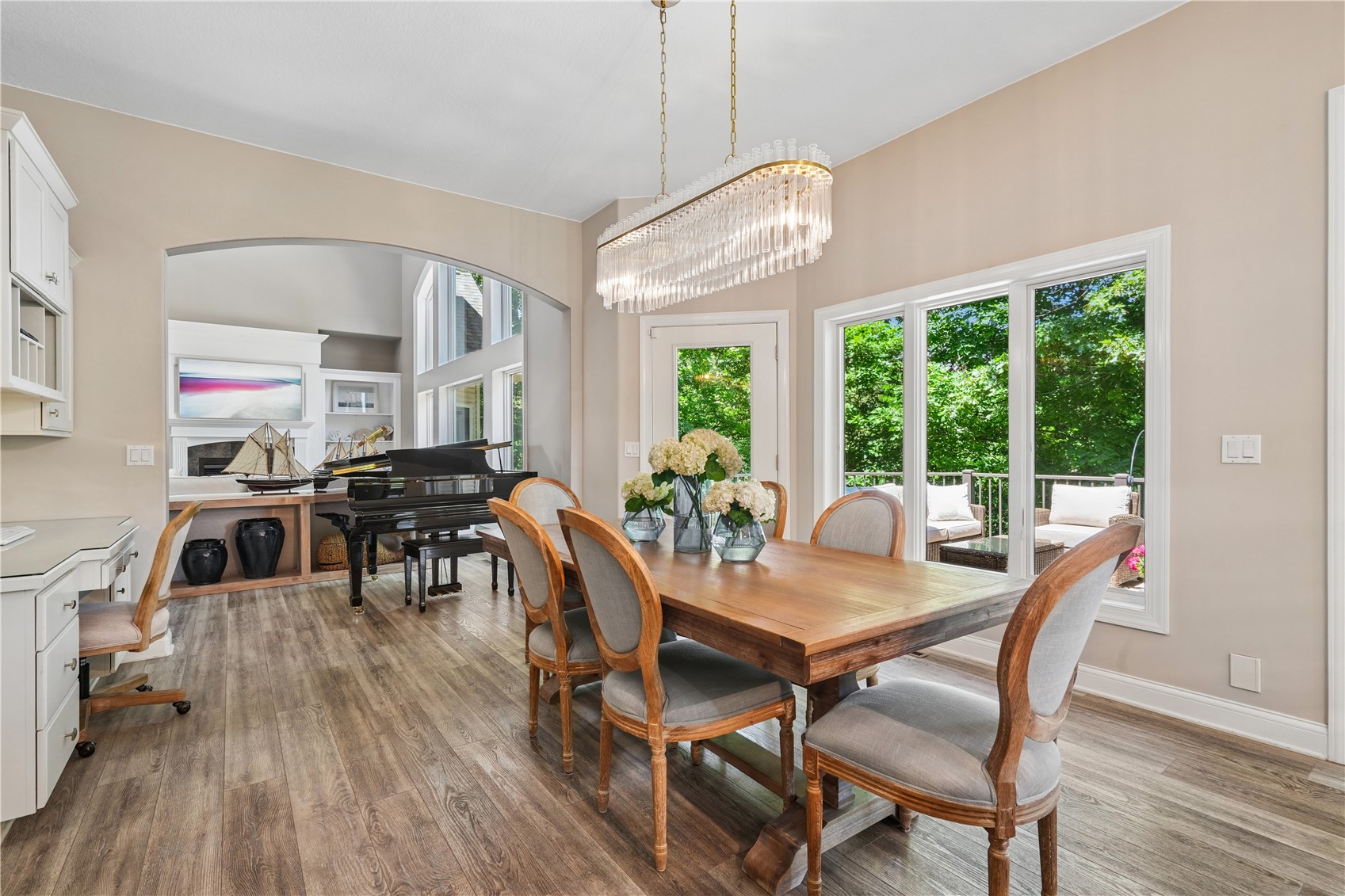 2804 Deer Valley Drive NW Swisher IA 52338