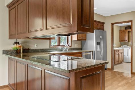425 Northhaven Drive Robins IA 52328