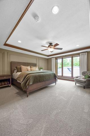 425 Northhaven Drive Robins IA 52328