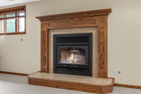 425 Northhaven Drive Robins IA 52328