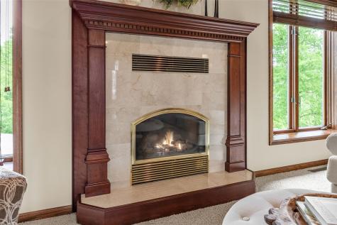 425 Northhaven Drive Robins IA 52328