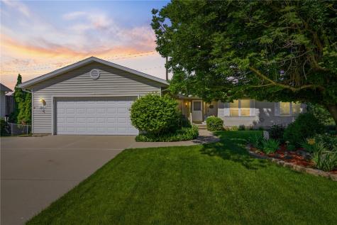 1940 48th Street Court Marion IA 52302