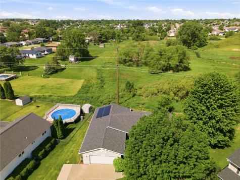 1940 48th Street Court Marion IA 52302