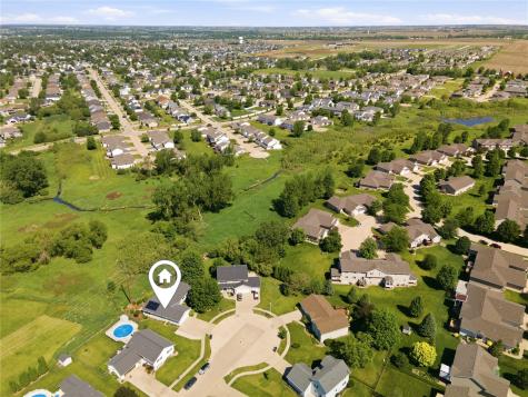 1940 48th Street Court Marion IA 52302