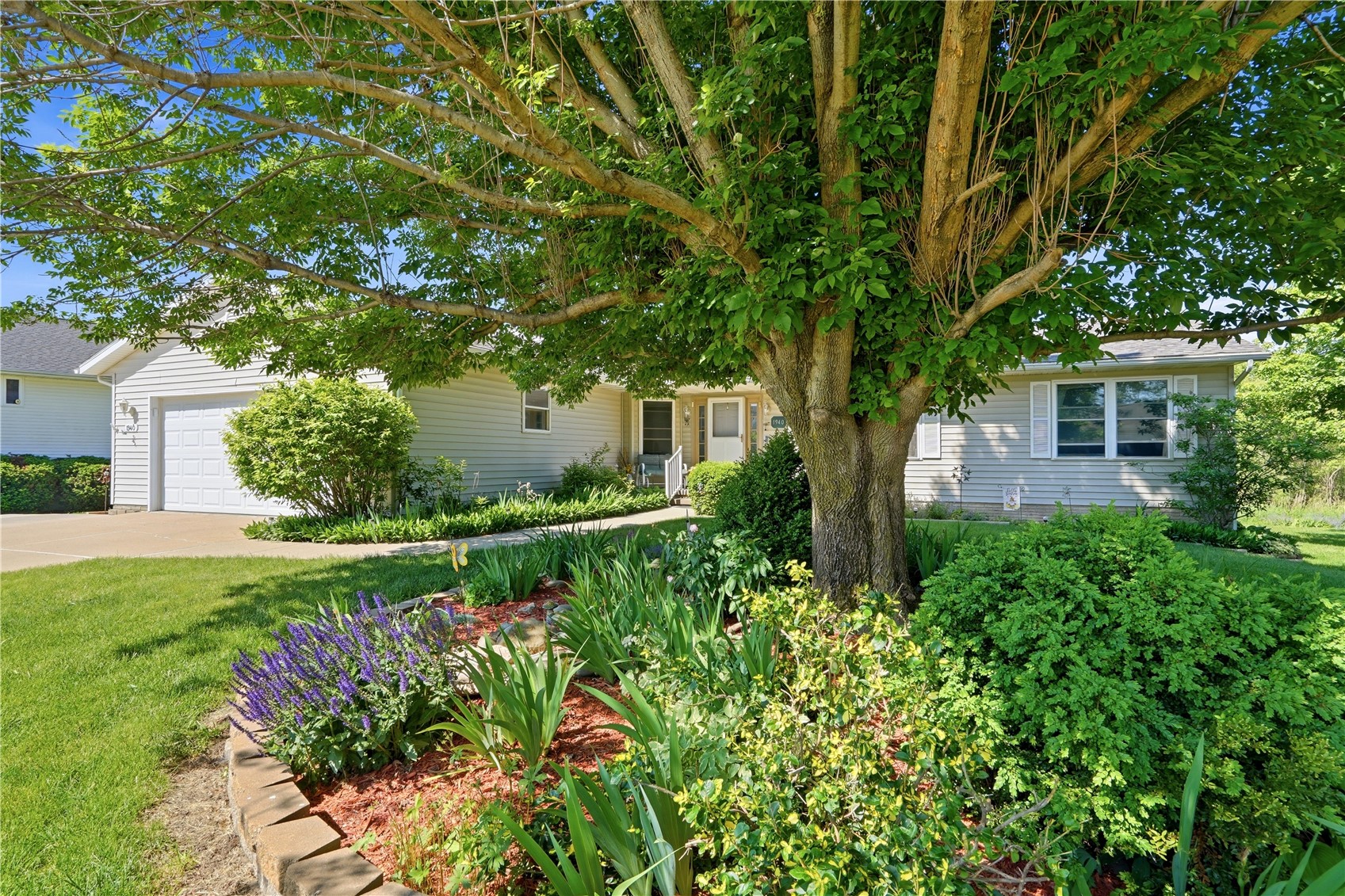 1940 48th Street Court Marion IA 52302