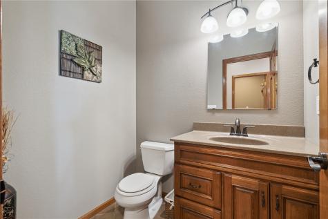 1828 160th Avenue Manchester IA 52057
