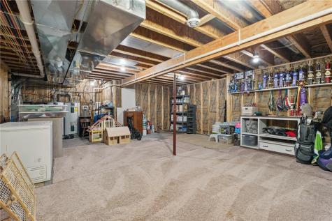 1828 160th Avenue Manchester IA 52057