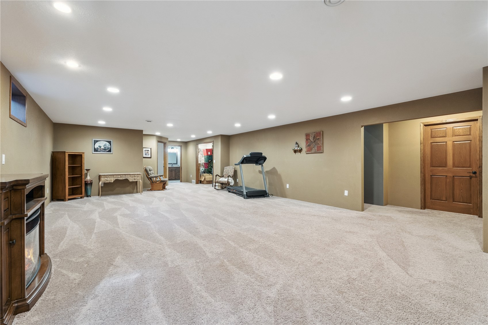 1828 160th Avenue Manchester IA 52057