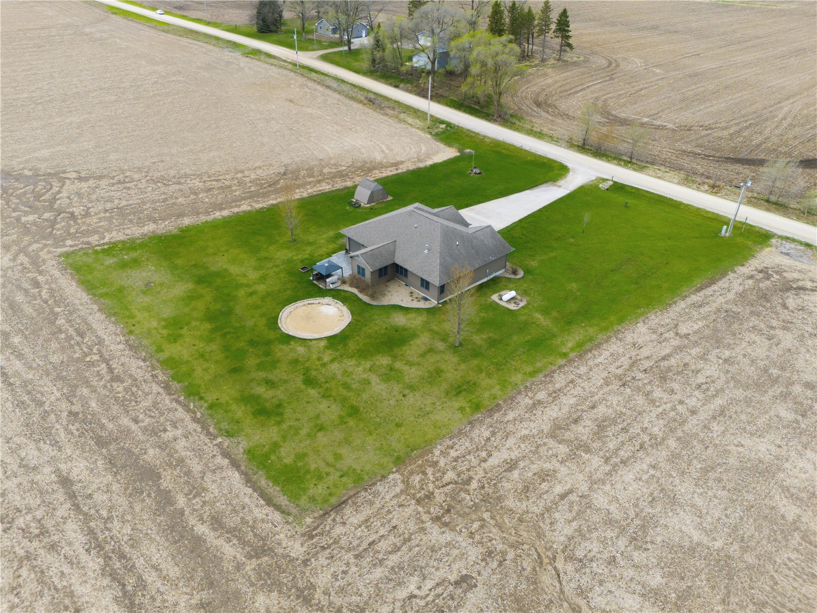 1828 160th Avenue Manchester IA 52057