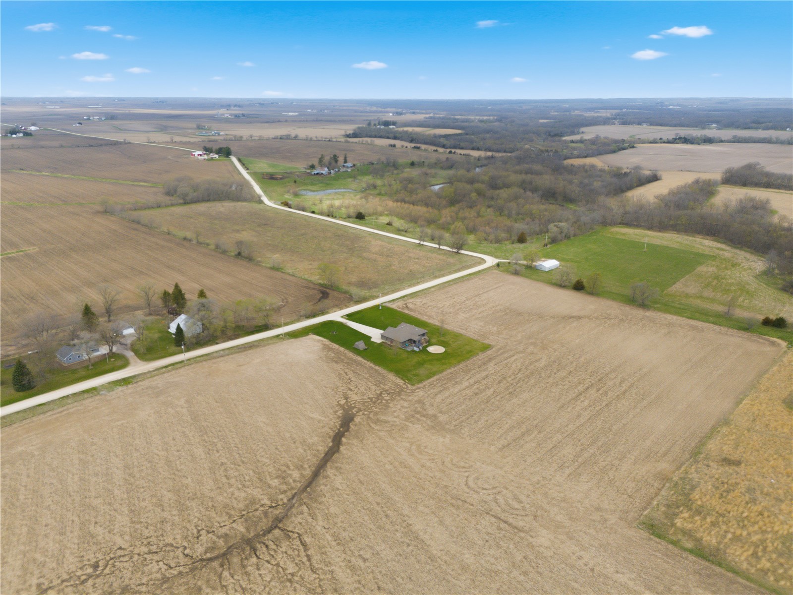 1828 160th Avenue Manchester IA 52057