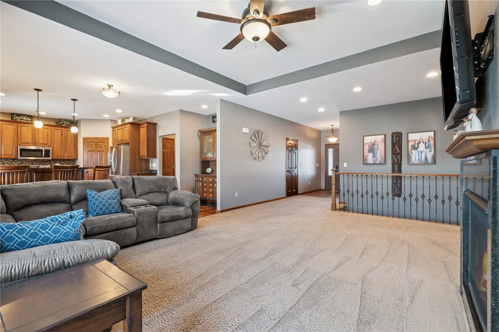 1828 160th Avenue Manchester IA 52057