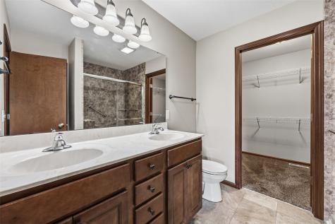 2050 Hillside Drive Ely IA 52227