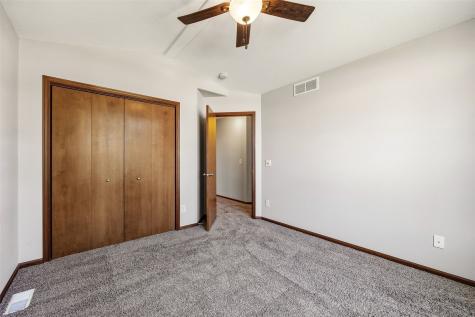 2050 Hillside Drive Ely IA 52227