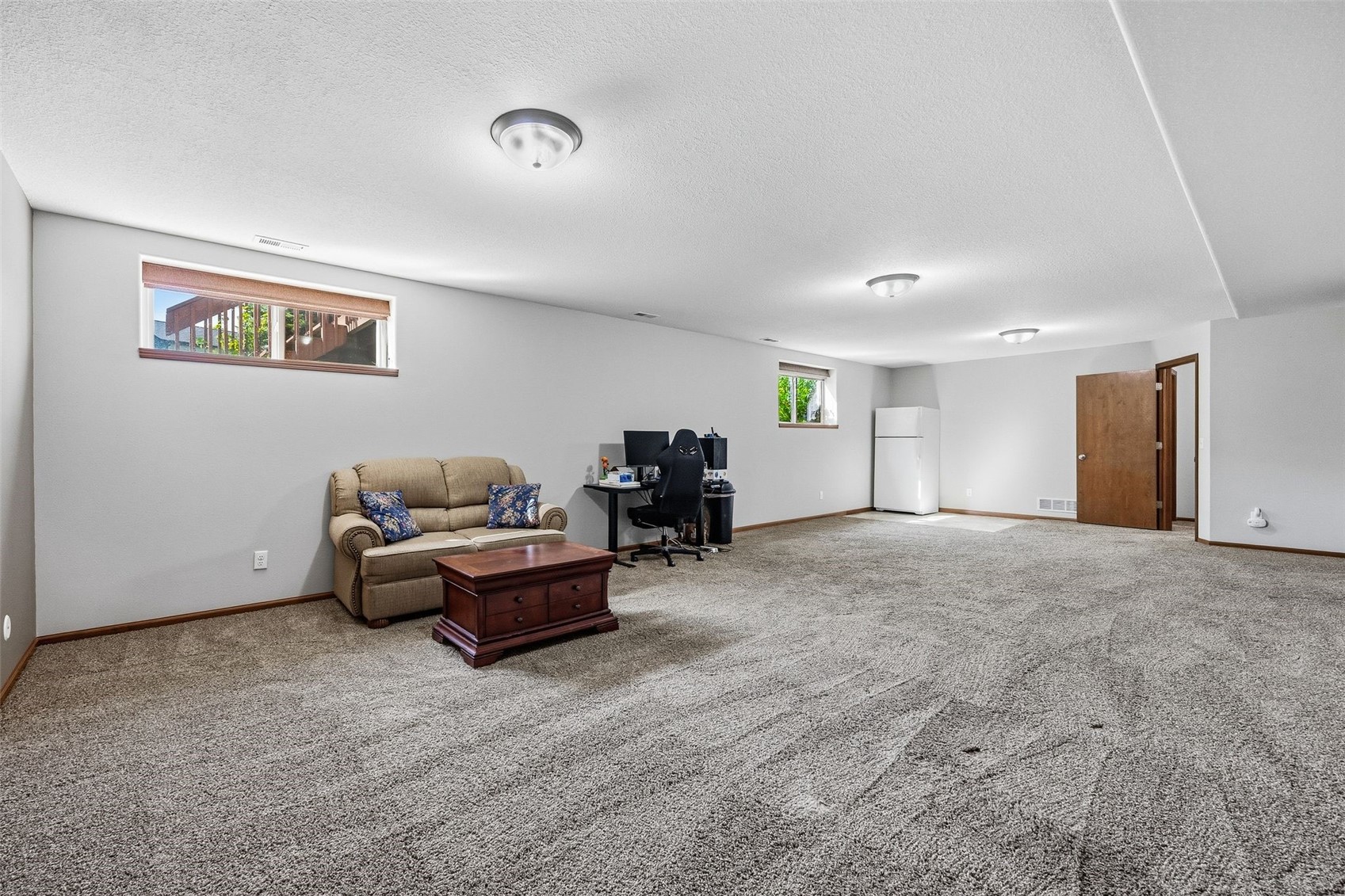 2050 Hillside Drive Ely IA 52227