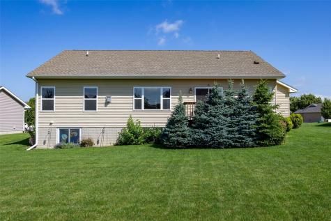 2050 Hillside Drive Ely IA 52227