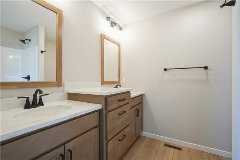 6279 Glenwood Drive Marion IA 52302