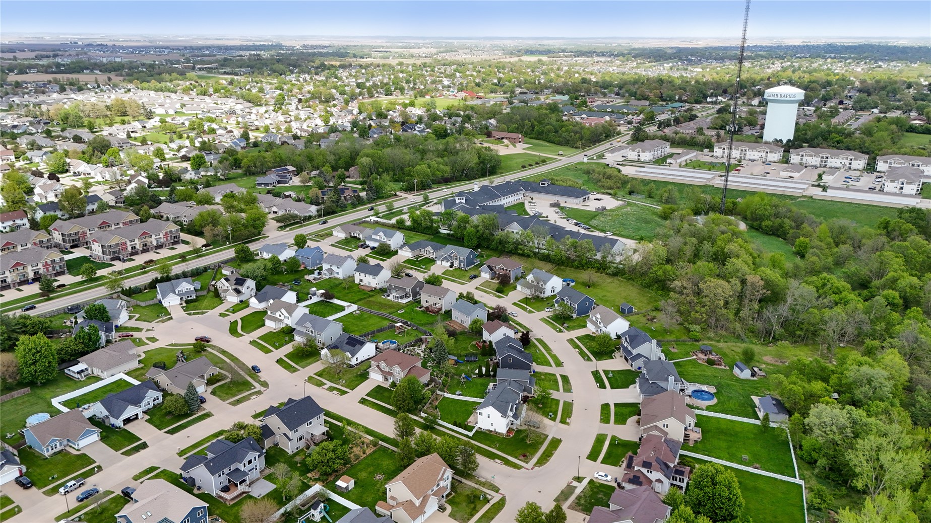 934 Rolling Creek Drive NE Cedar Rapids IA 52402