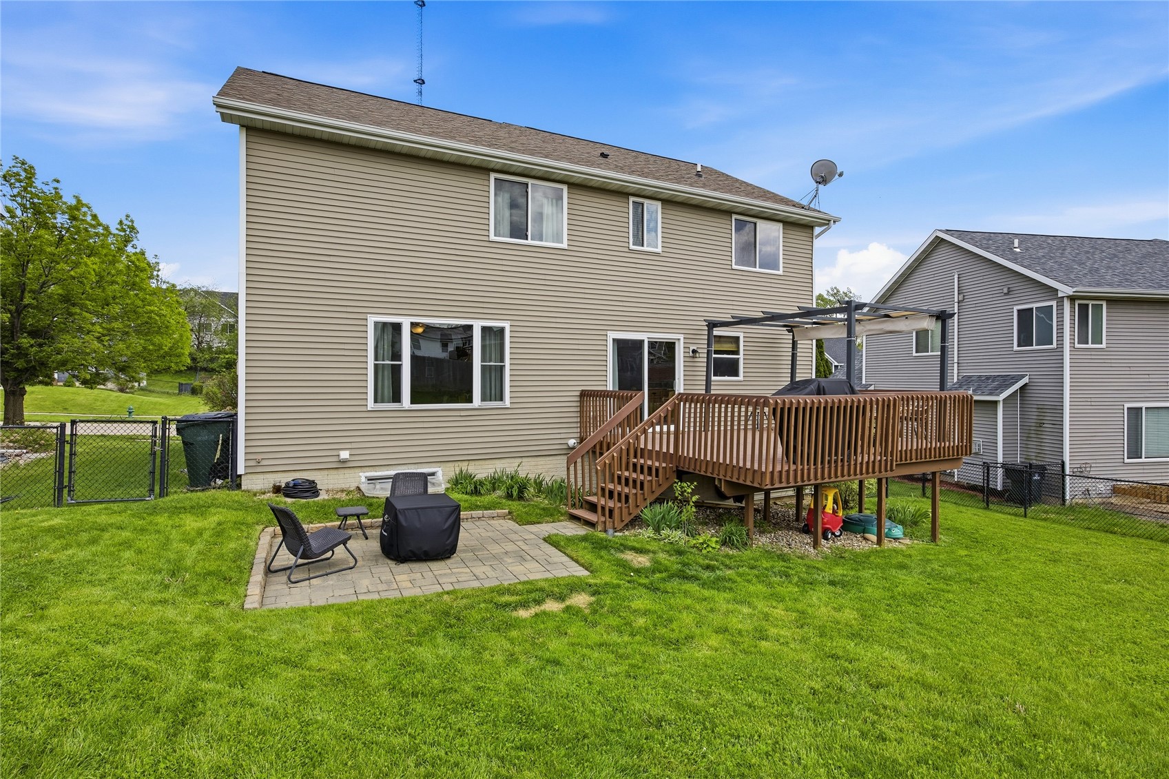 934 Rolling Creek Drive NE Cedar Rapids IA 52402