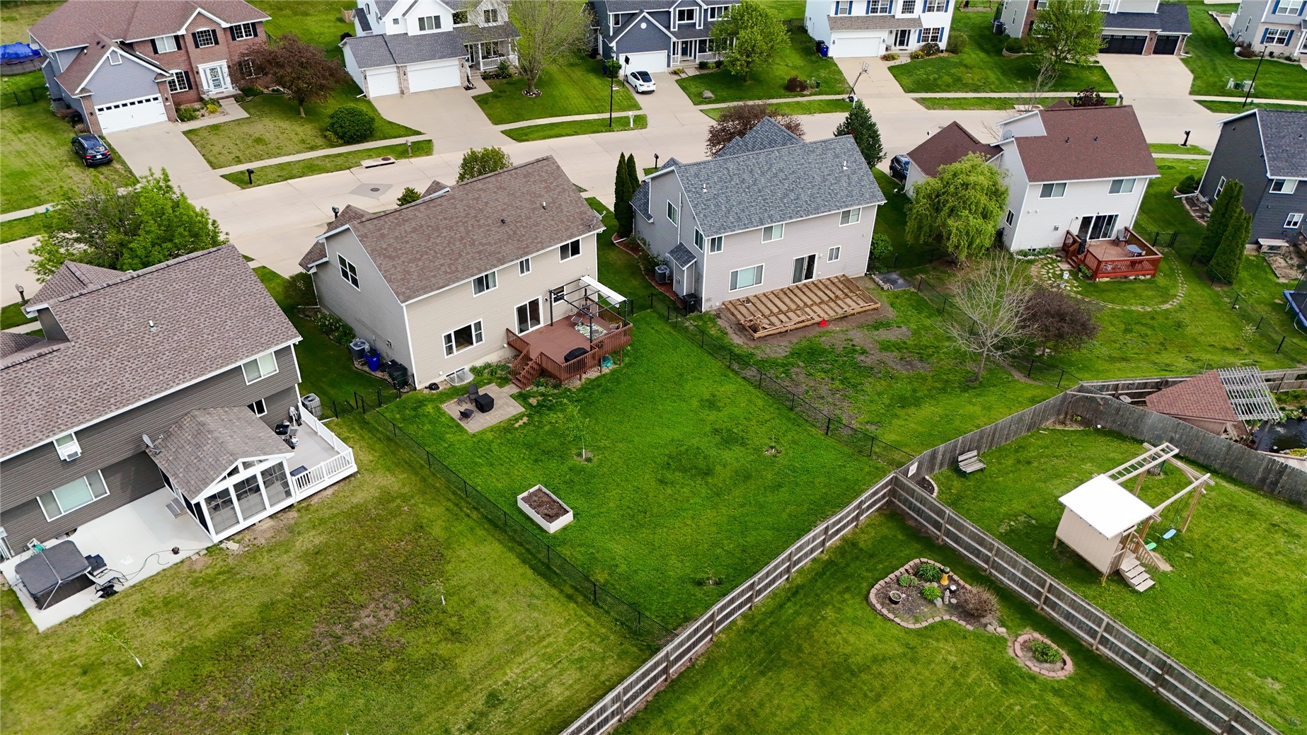 934 Rolling Creek Drive NE Cedar Rapids IA 52402