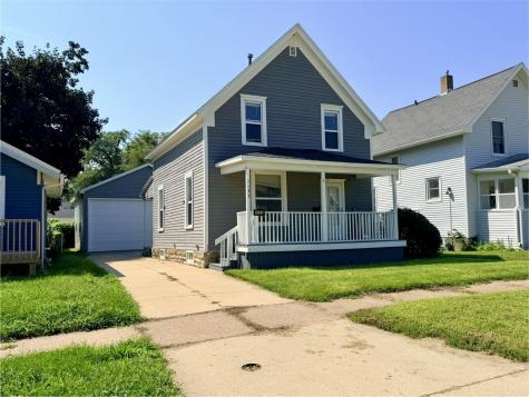 1133 C Avenue NW Cedar Rapids IA 52405