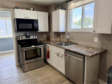 1133 C Avenue NW Cedar Rapids IA 52405