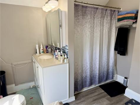 1133 C Avenue NW Cedar Rapids IA 52405