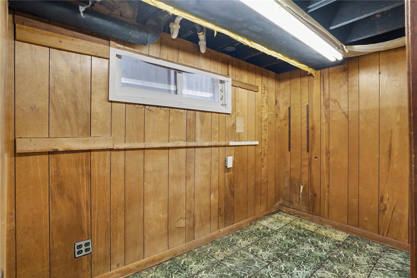 111 34th Street NE Cedar Rapids IA 52402