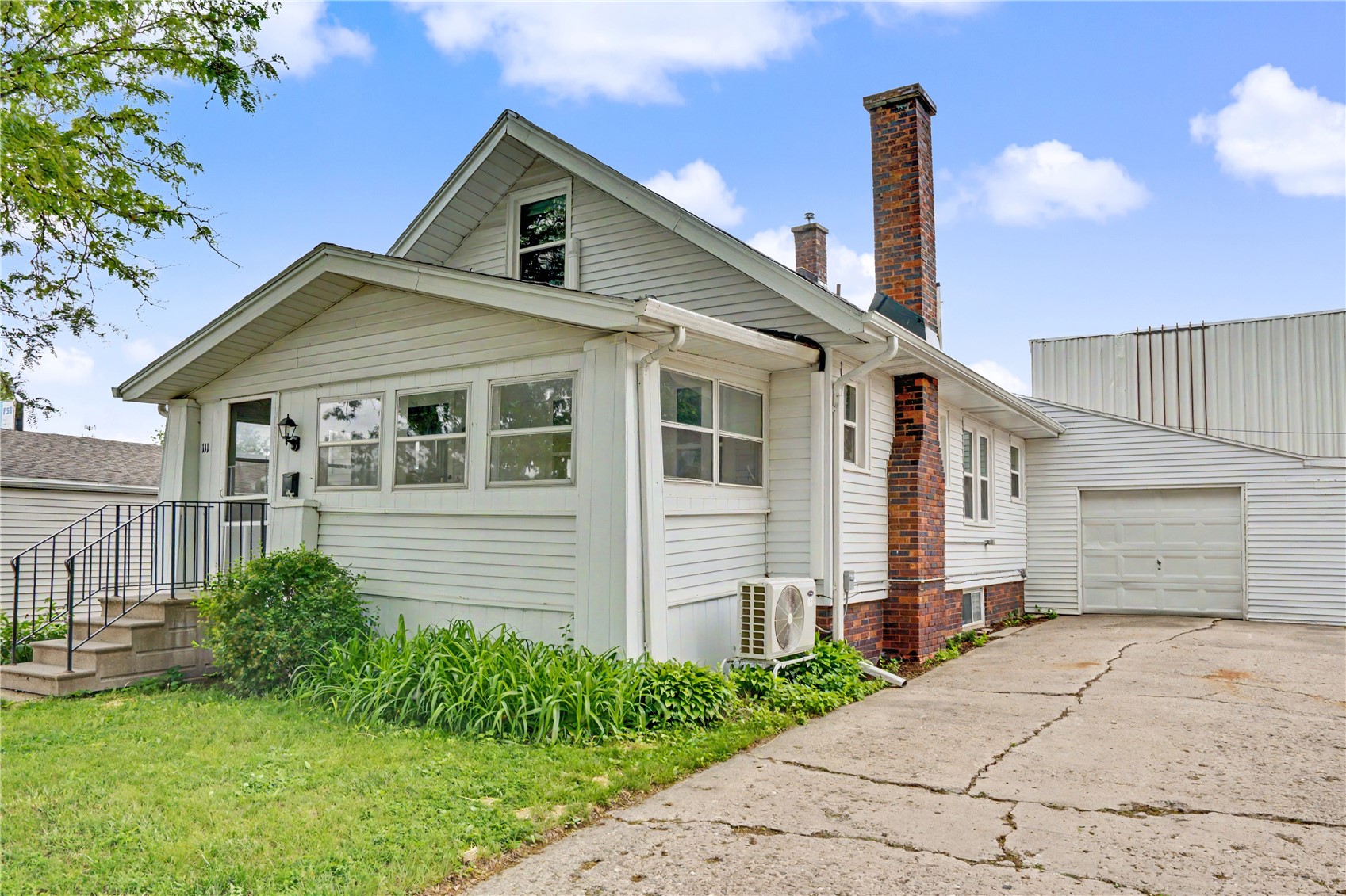 111 34th Street NE Cedar Rapids IA 52402