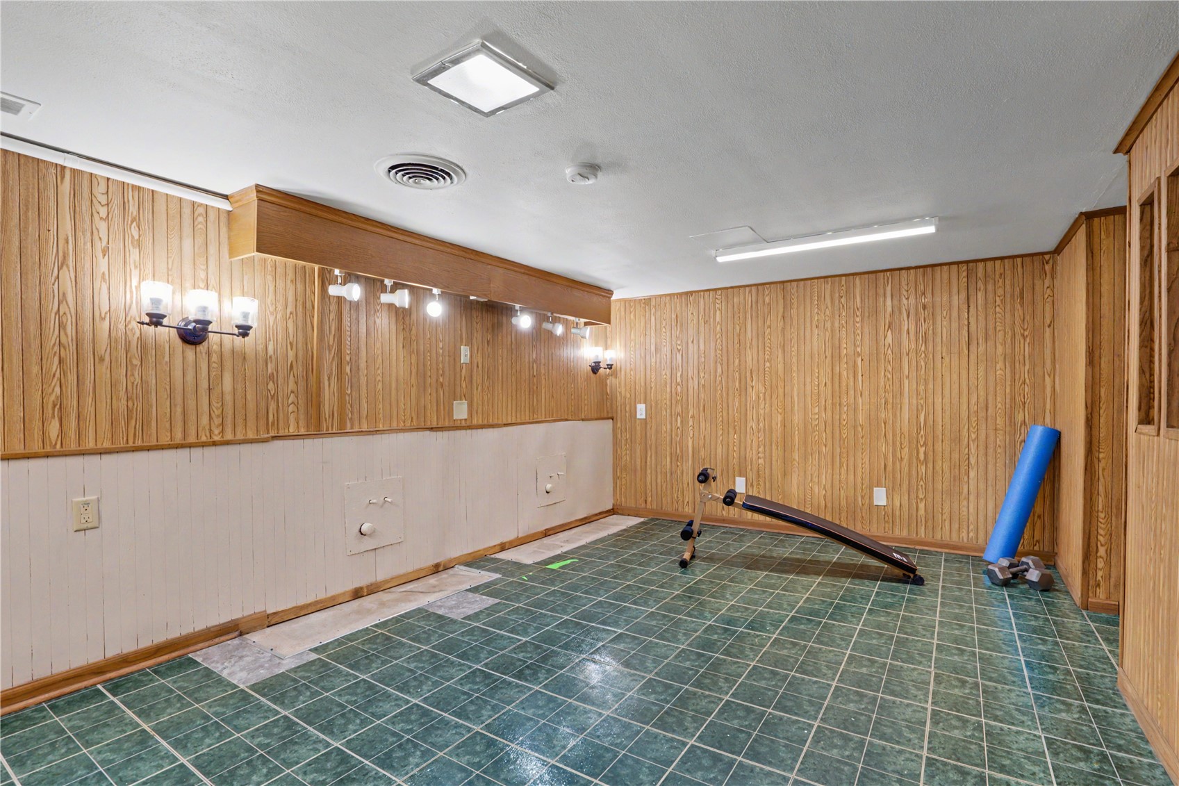 111 34th Street NE Cedar Rapids IA 52402