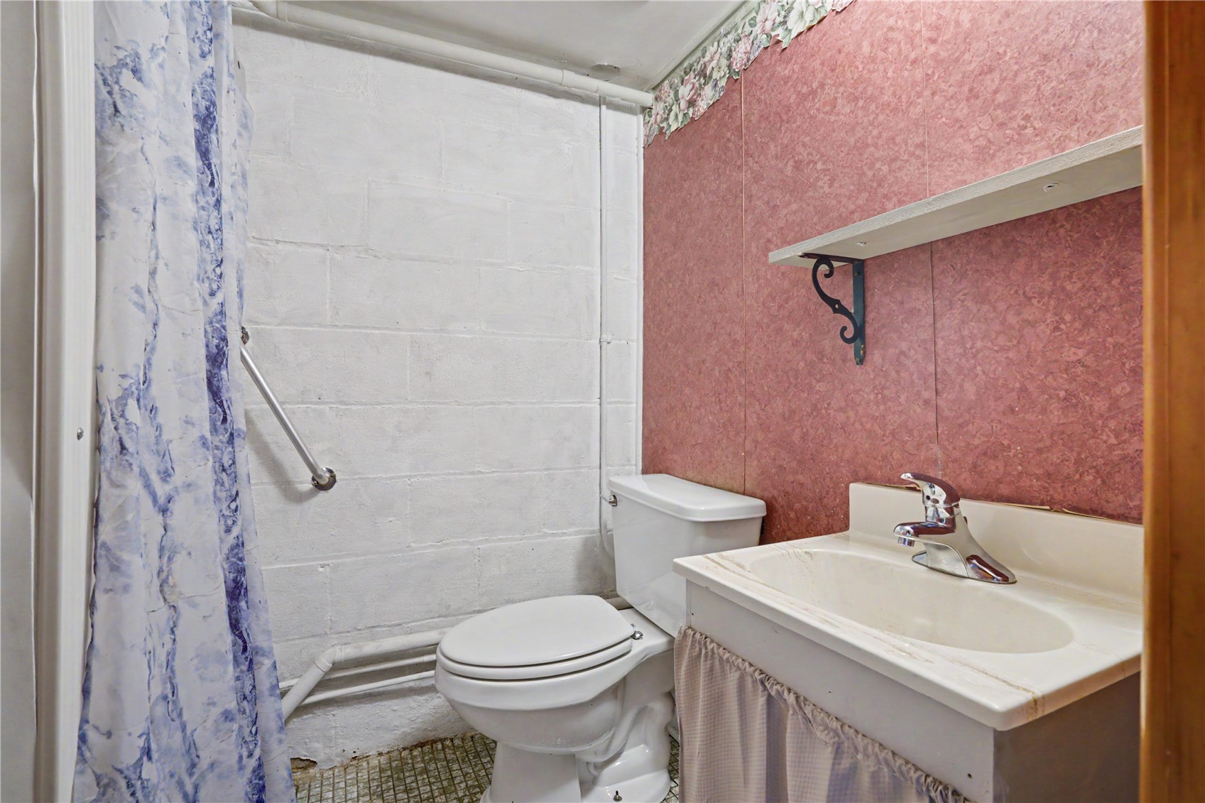 111 34th Street NE Cedar Rapids IA 52402
