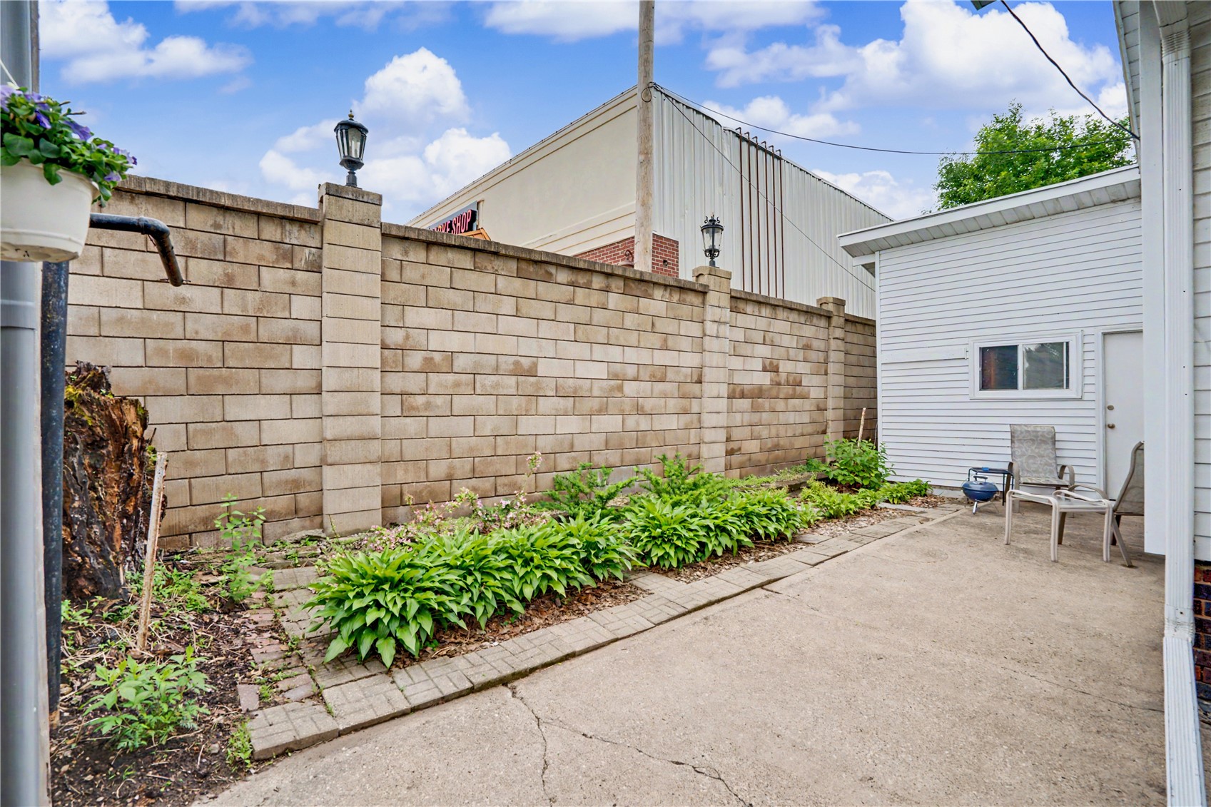 111 34th Street NE Cedar Rapids IA 52402
