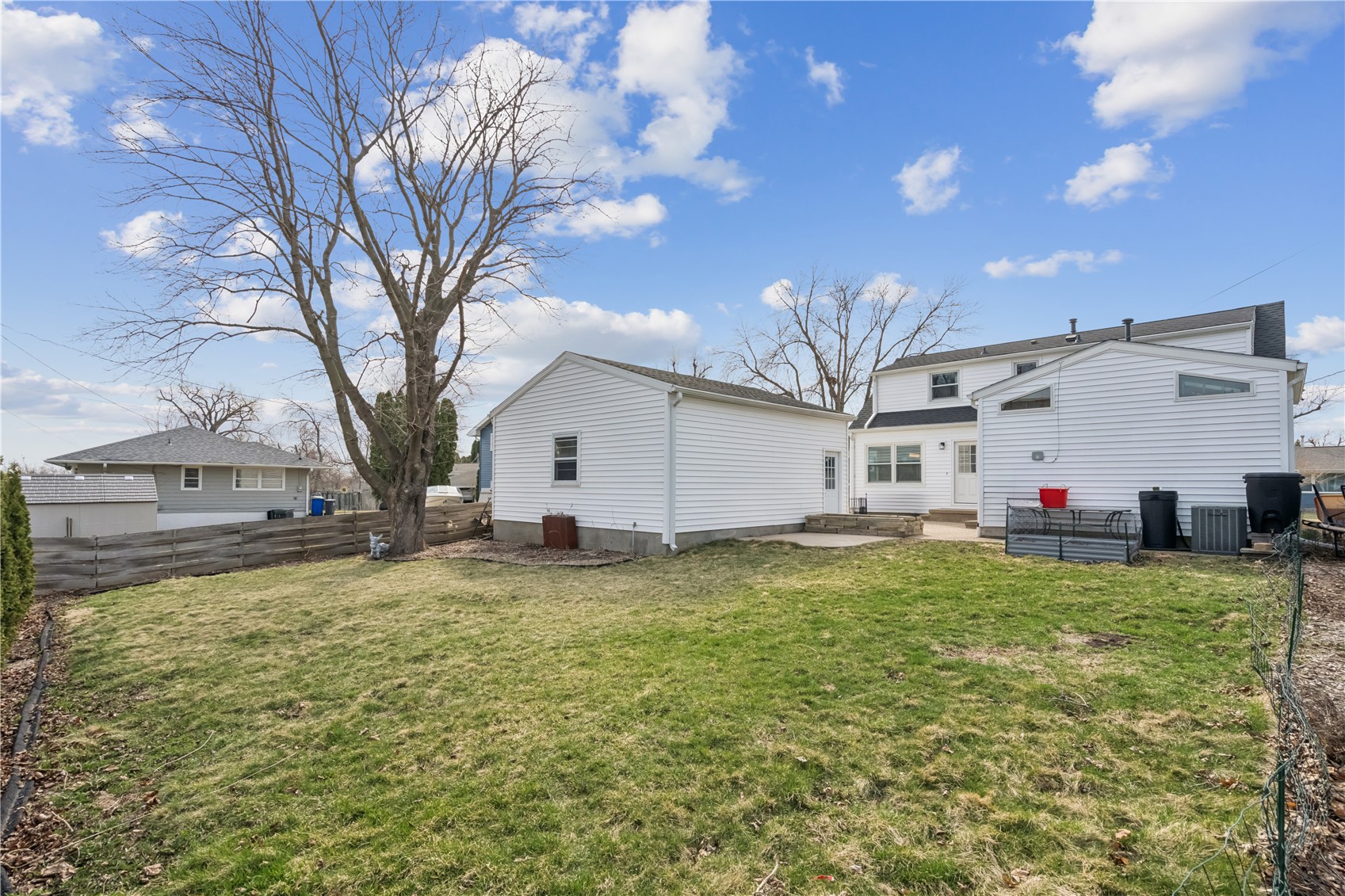 2822 Hillhaven Court SE Cedar Rapids IA 52403