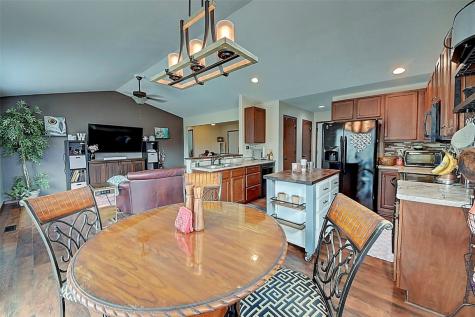 1668 9th Street NW Cedar Rapids IA 52405