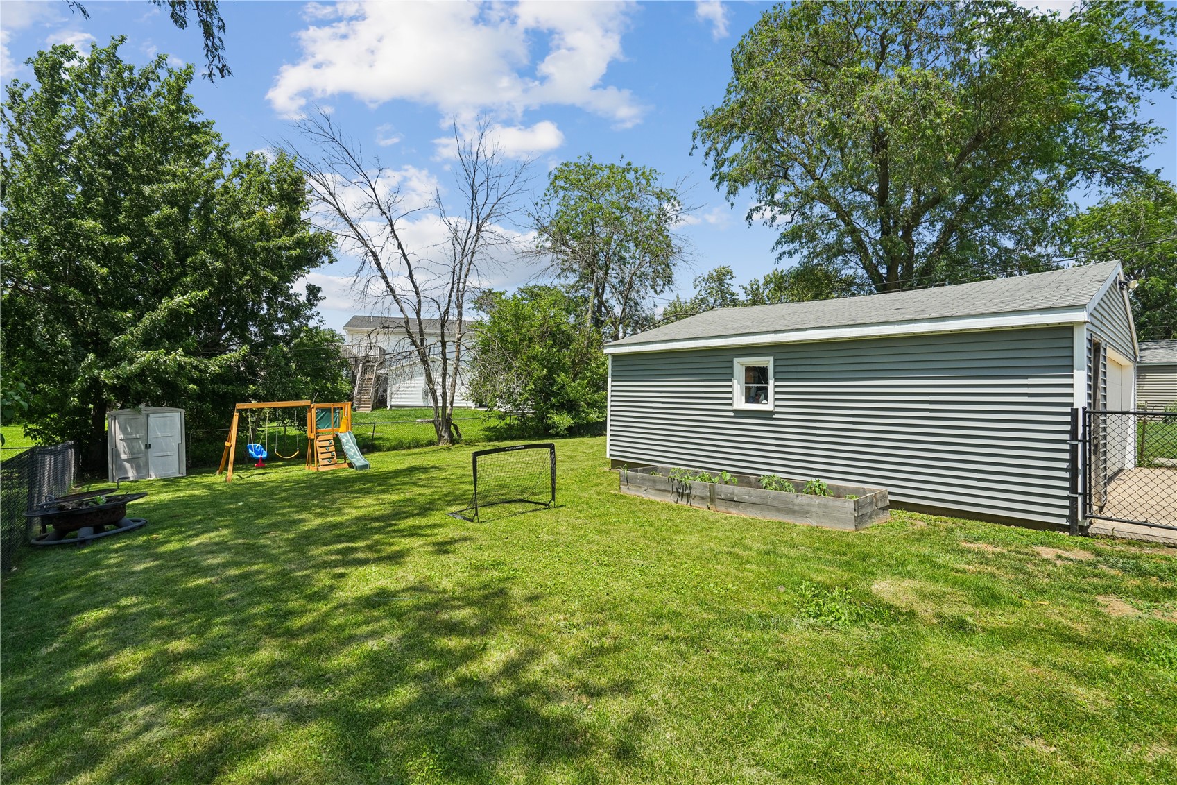 160 West Post Road NW Cedar Rapids IA 52405
