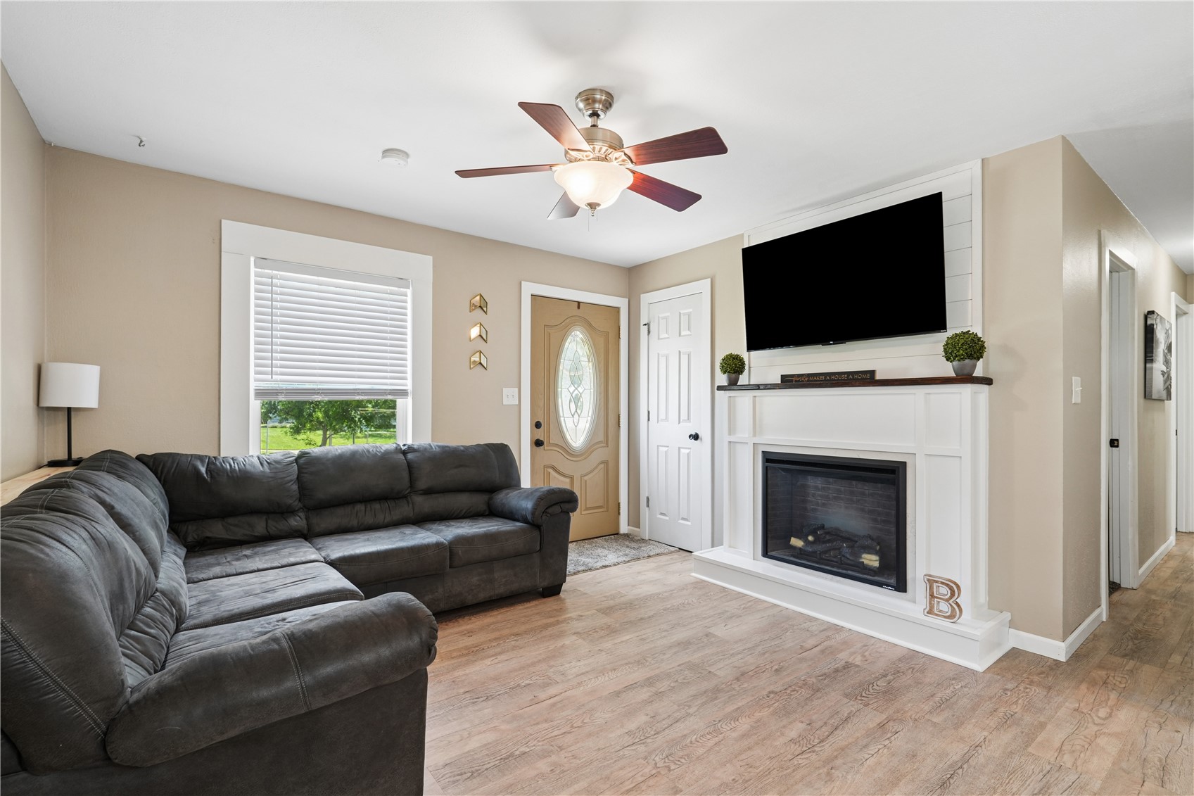 160 West Post Road NW Cedar Rapids IA 52405