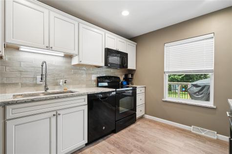 160 West Post Road NW Cedar Rapids IA 52405