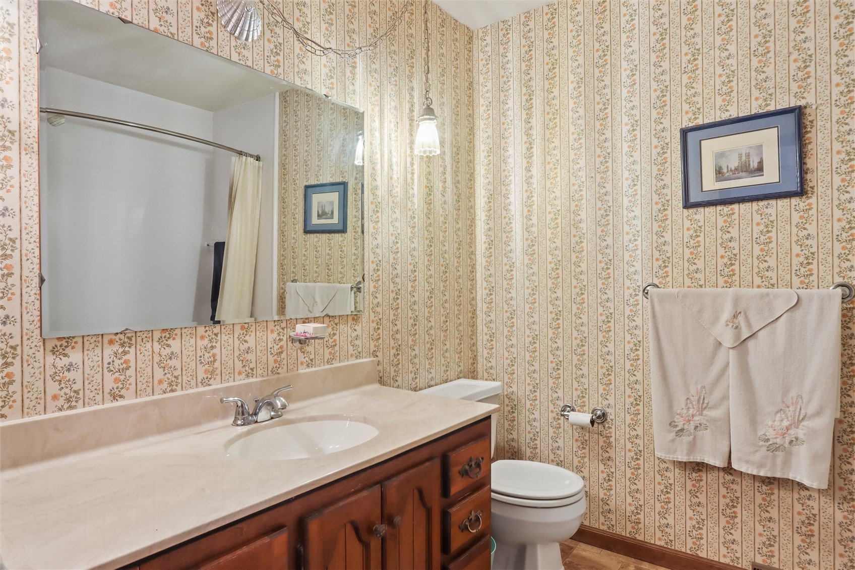 2112 Sandalwood Drive NE Cedar Rapids IA 52402