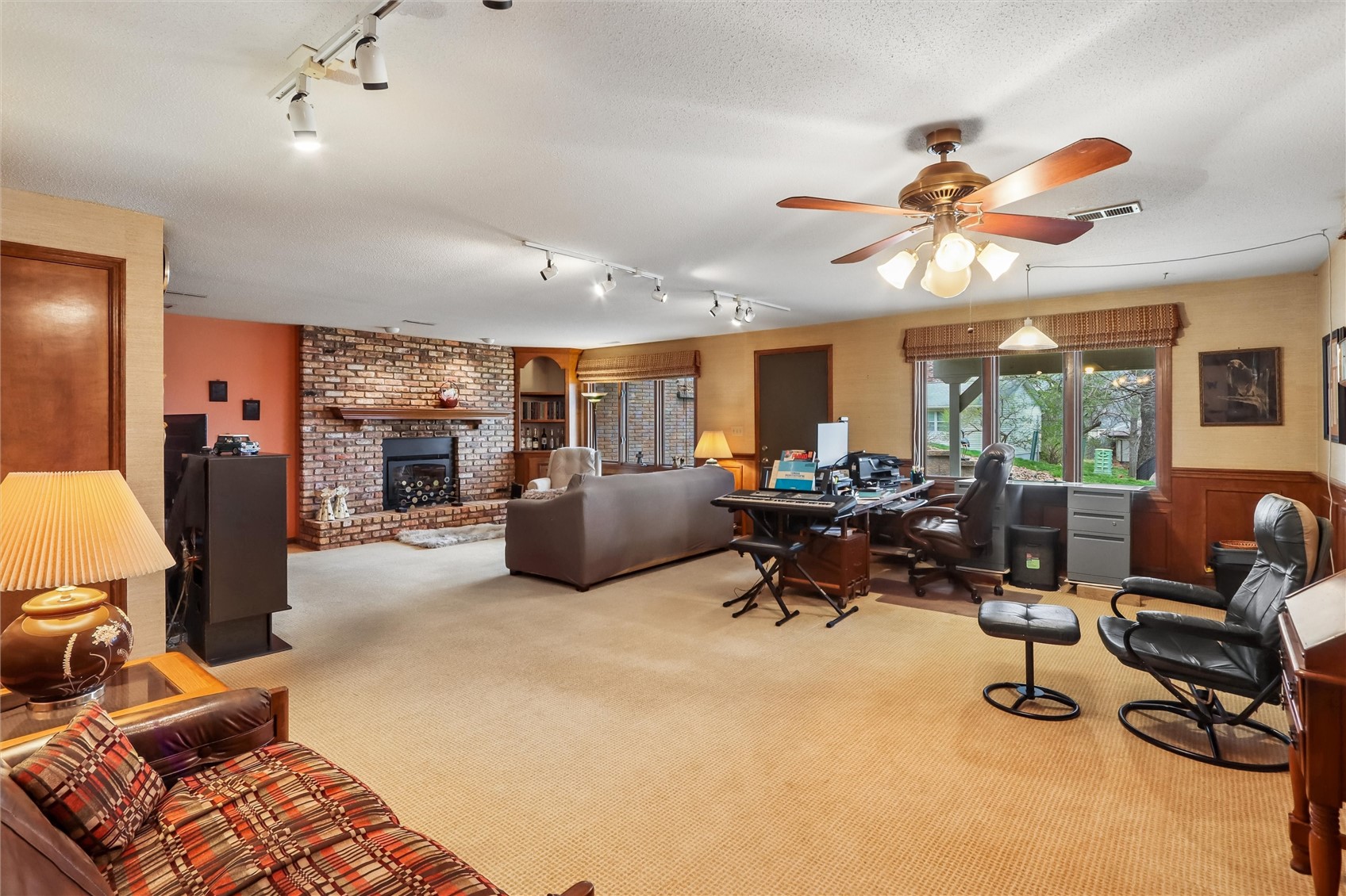 2112 Sandalwood Drive NE Cedar Rapids IA 52402
