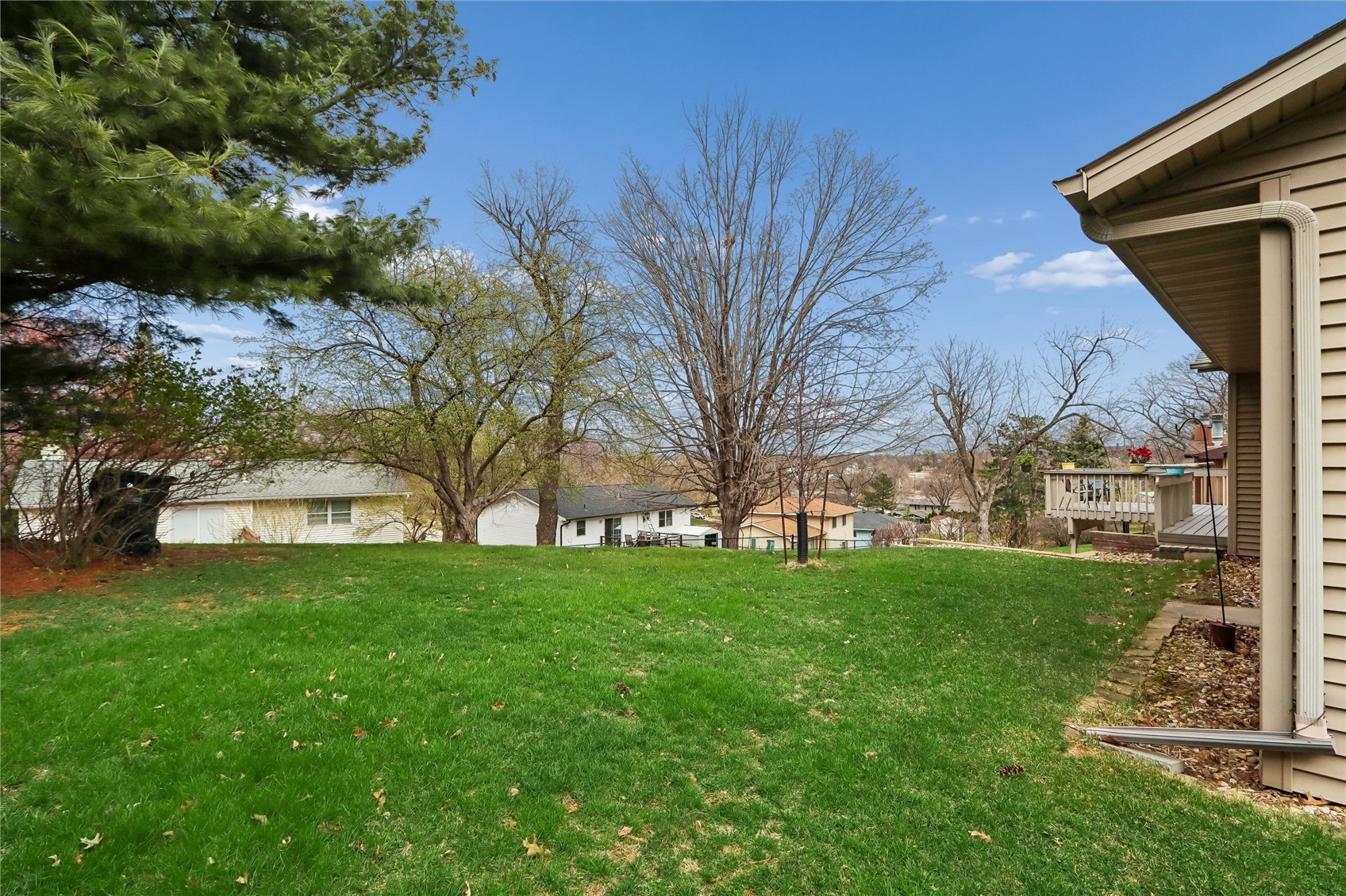 2112 Sandalwood Drive NE Cedar Rapids IA 52402