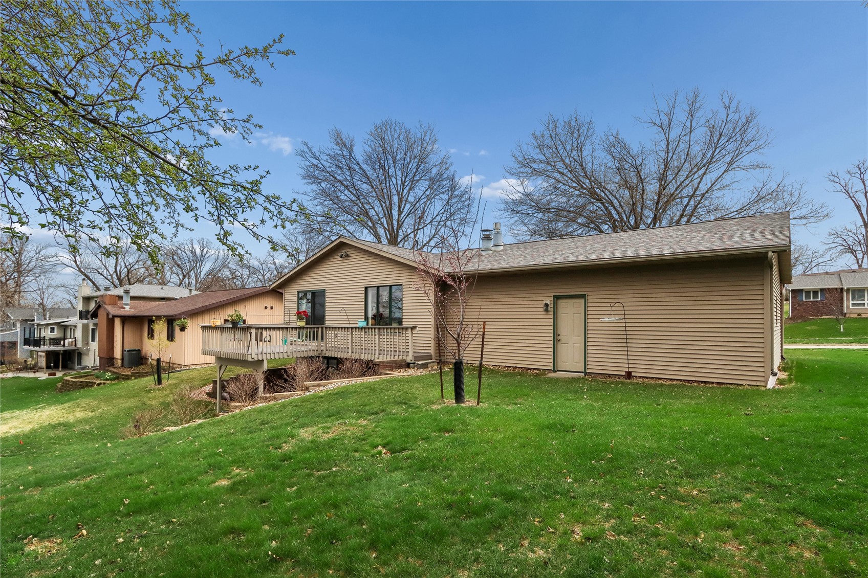 2112 Sandalwood Drive NE Cedar Rapids IA 52402